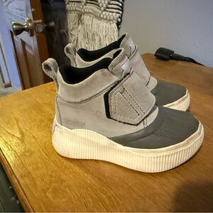 Sorel Gray and Black Kids Boots